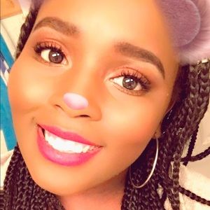 Meet your Posher, Ifeoma